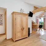 Neubau - Freundliche Bergblick Apartment