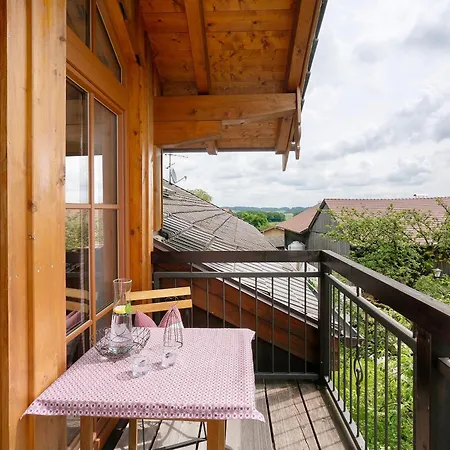 Appartamento Neubau - Freundliche Bergblick Höslwang
