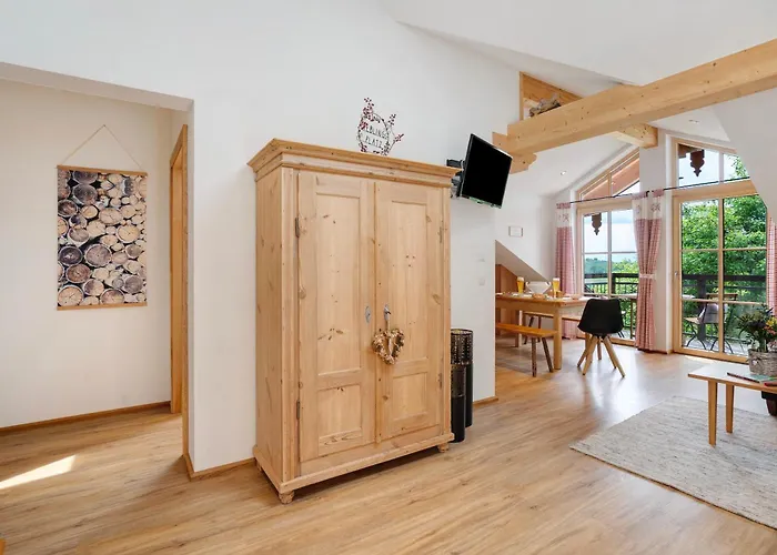 Neubau - Freundliche Bergblick Apartamento